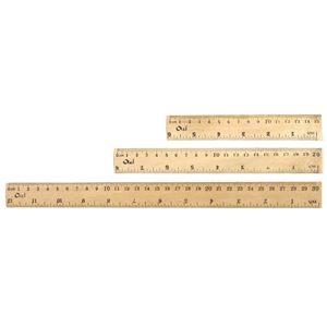 Линейка деревянная Линейки на 15 см, 20 см и 30 см с метрической и дюймовой шкалой отсчета. Линейка на 40 см и 50 см с метрической шкалой отсчета. Надписи выполнены методом печати. Упаковка: 12 шт. в полибеге.
