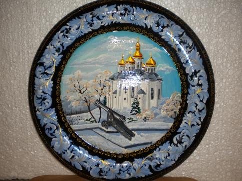 Тарелка сувенирная из дерева.

возможны различные варианты росписи (пейзажи, цветы и т.д.)