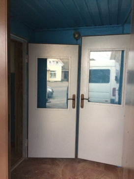 металлические двери со стеклопакетом