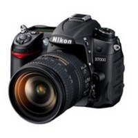 Цифровой фотоаппарат Nikon D7000 18-105 VR kit (VBA290K001)