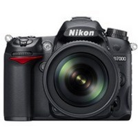 Цифровой фотоаппарат Nikon D7000 18-105 VR kit (VBA290K001)